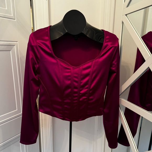 EXPRESS Women’s Pink Satin Corset Top, NWOT, Large - Picture 2 of 2